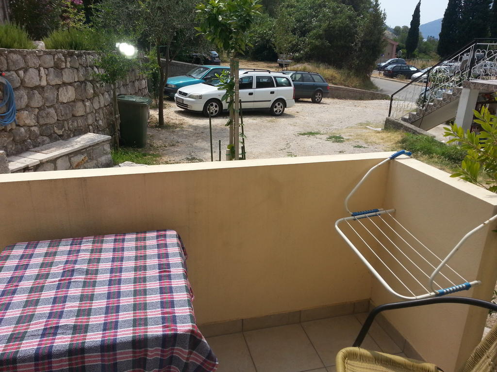 Apartments Montenegro Risan Cuckovic Δωμάτιο φωτογραφία
