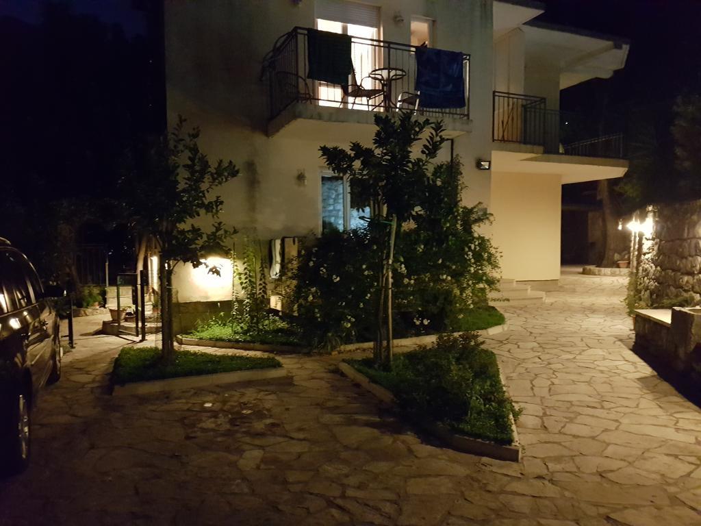 Apartments Montenegro Risan Cuckovic Εξωτερικό φωτογραφία